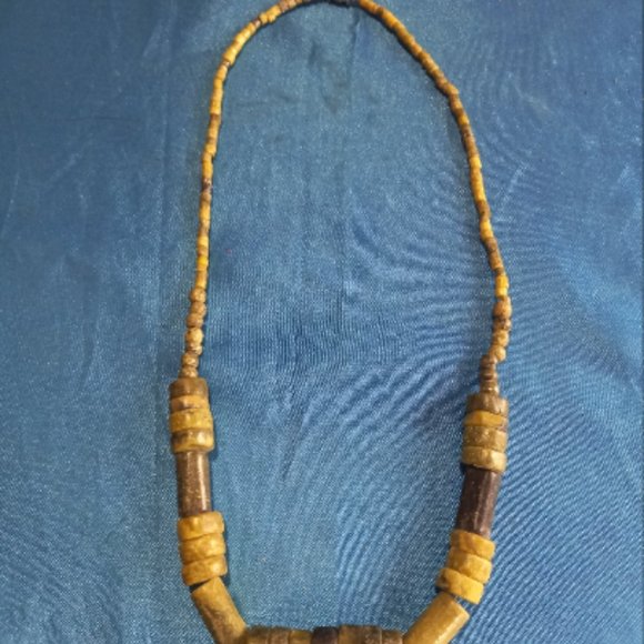 Peruvian necklace made with natural serpentine stones